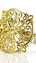 Load image into Gallery viewer, FILI Gold Delicate Floral Filigree Ring

