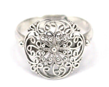 Load image into Gallery viewer, FILI Delicate Floral Filigree Ring
