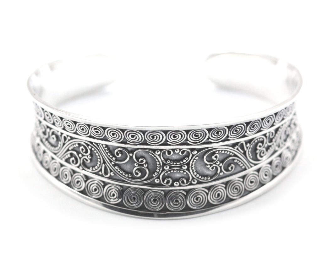 DEWI Concave Filigree Cuff Bracelet
