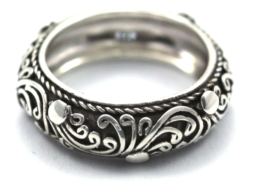 ANYA Floral Filigree Ring